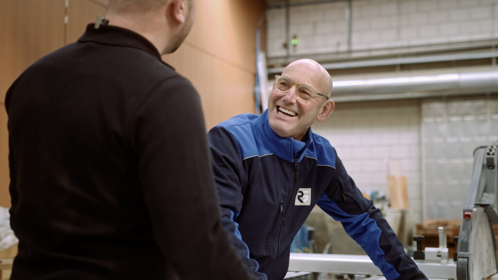 EDIT V3.00_00_44_23.Still003